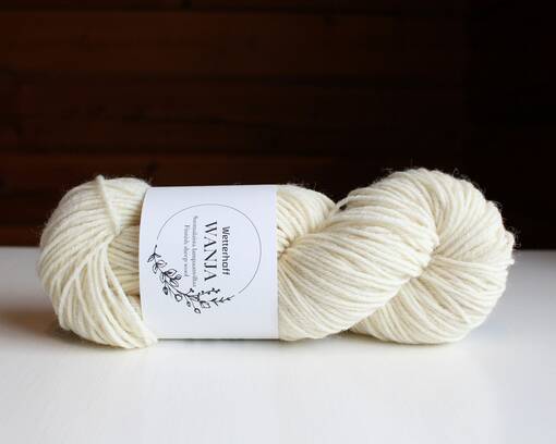 WANJA - 1146 luonnonvalkoinen 100 G - Wanja villalangat - 1146100 - 1