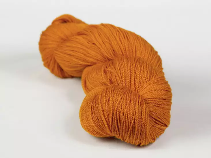 Silvia - 2901 oranssi 50 g - Silvia silkkivillalangat 50x2 - 2901 - 1