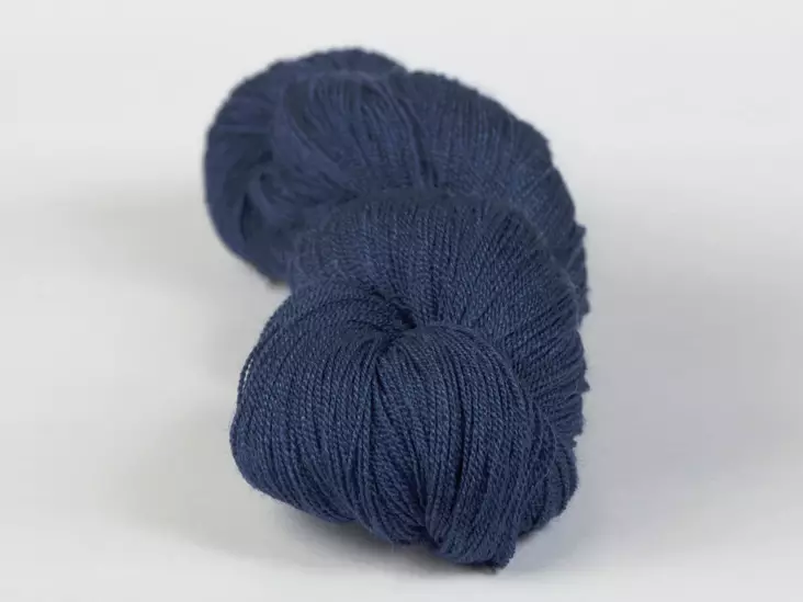 Silvia - 2911 laivastonsininen 50 g - Silvia silkkivillalangat 50x2 - 2911 - 1