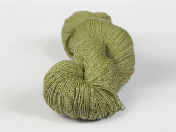 Silvia - 2921 oliivinvihreä 50 g - Silvia silkkivillalangat 50x2 - 2921 - 1