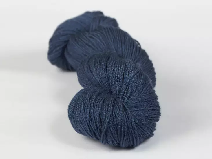 Sivilla - 4911 laivastonsininen 50 g - Sivilla silkkivillalangat 50x4 - 4911 - 1