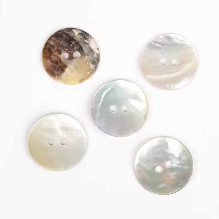 NAPPI HELMIÄINEN 20MM - valkoinen - Napit ja nepparit - 7071723013182 - 1