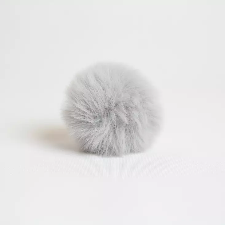 Pompons Tupsu 6 cm - vaaleanharmaa - Muut neulontatarvikkeet - 416204634 - 1
