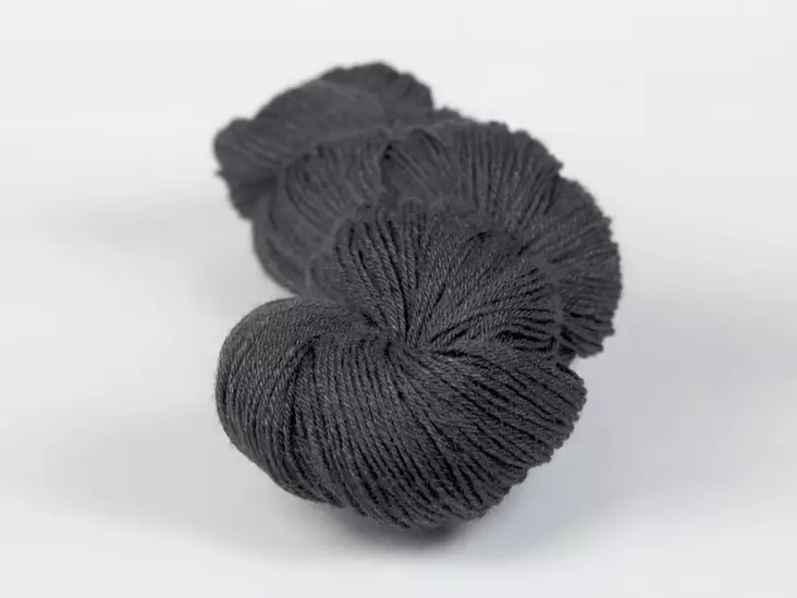 Sivilla - 4934 grafiitinharmaa 50 g - Sivilla silkkivillalangat 50x4 - 4934 - 1