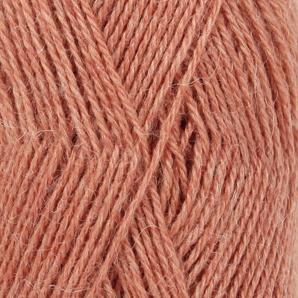 DROPS Alpaca - 9026 blush - Drops Alpaca alpakkalangat - 7071723016206 - 1